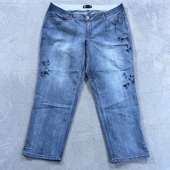 Democracy Ab Solution Jeans Women's 22W Embroidered Flowers Light‎ Wash - Picture 1 of 10
